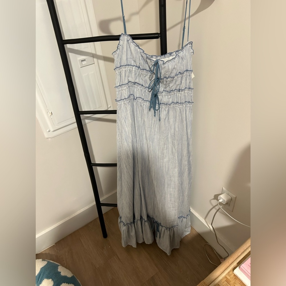 Oliviaceous dress